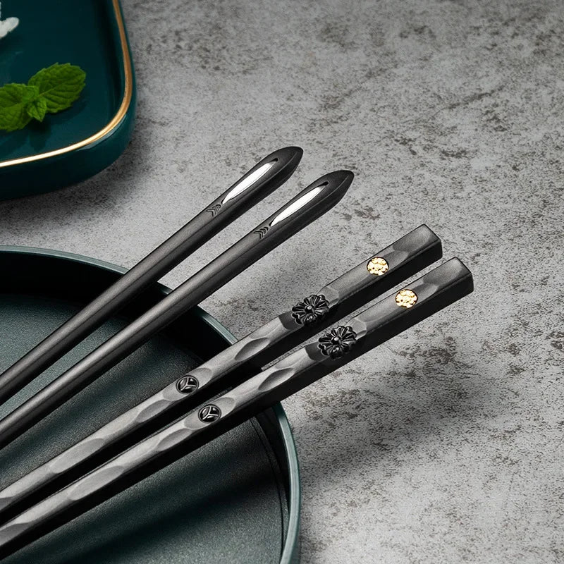 Black alloy chopsticks set