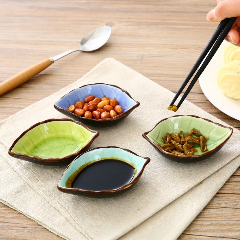 Leaf-shaped ceramic plate
