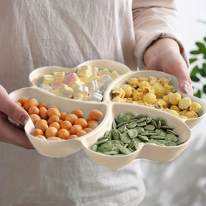 Eco-Friendly heart-shaped snack tray