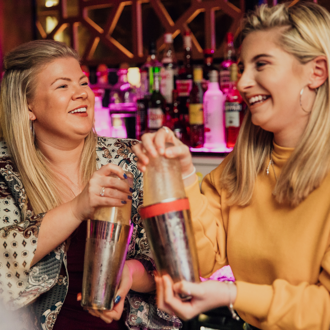 MIX, Sip, Repeat – Free Cocktail Recipe Card from Bundle Bliss