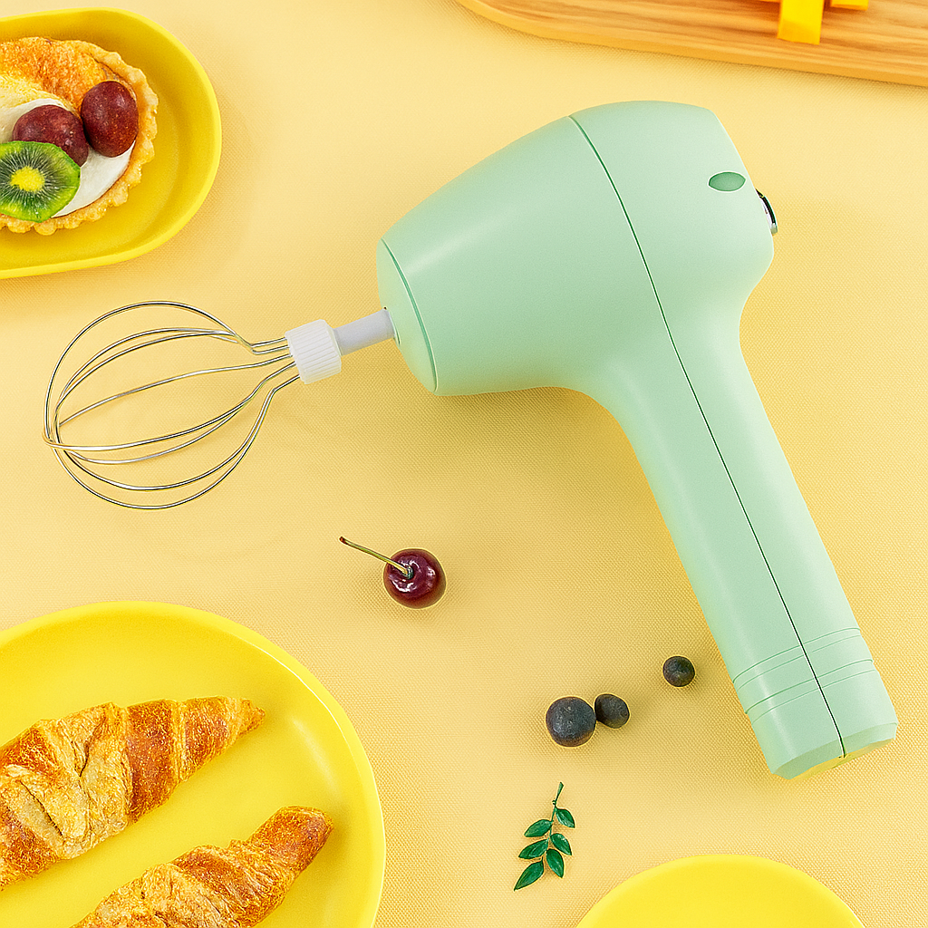 Wireless portable electric food mixer