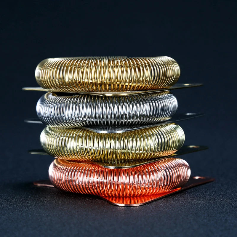 Bar cocktail strainer