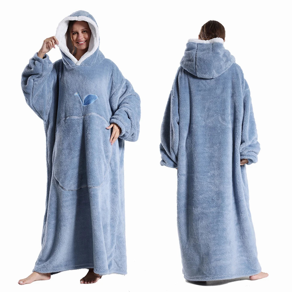 Oversized wearable blanket